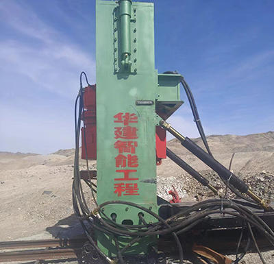 江蘇抽水蓄能電站總計1588米，直徑φ2米